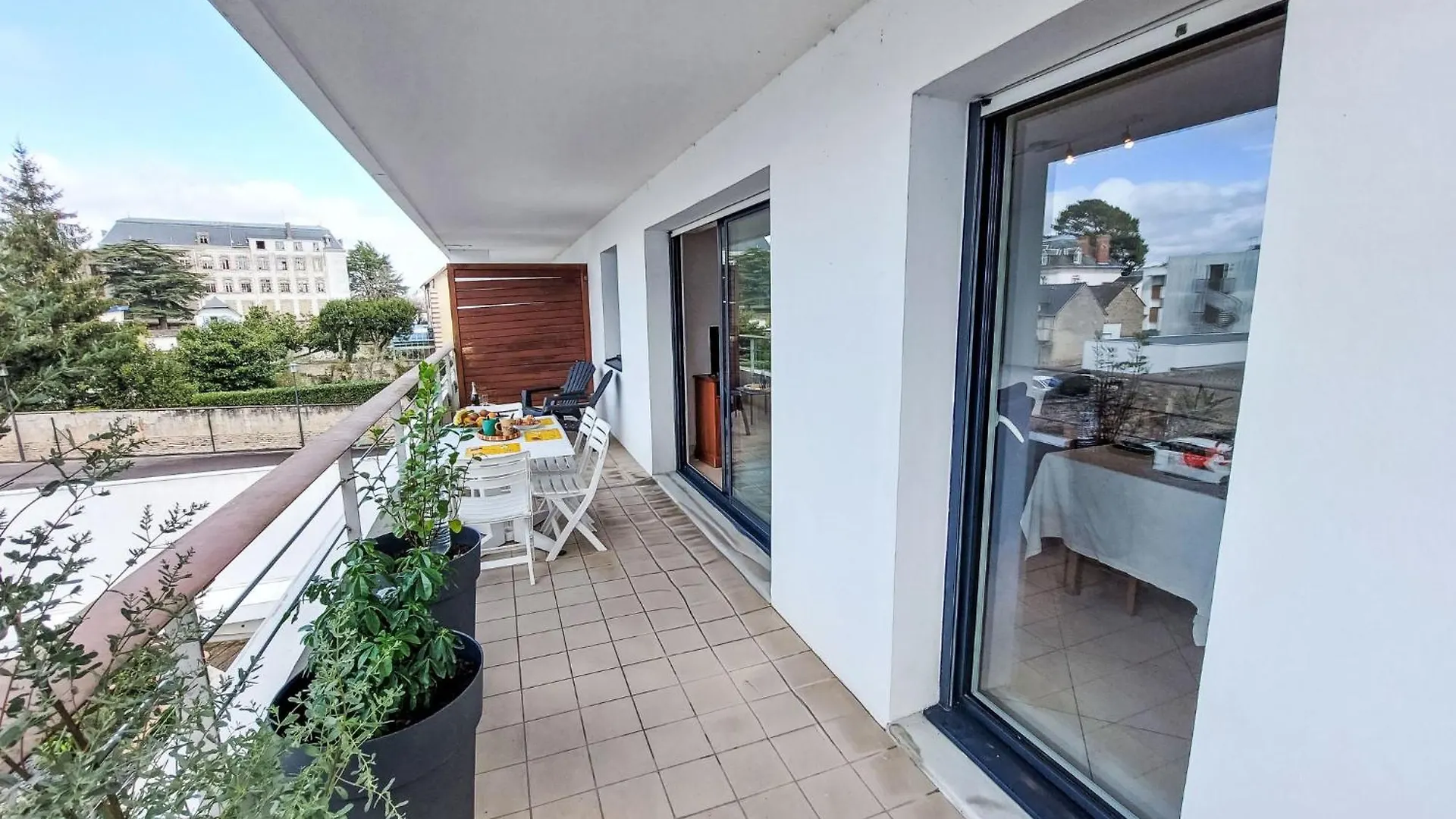Apartment T2 Avec Balcon-Calme Et Pres Du Port By Interhome 반느